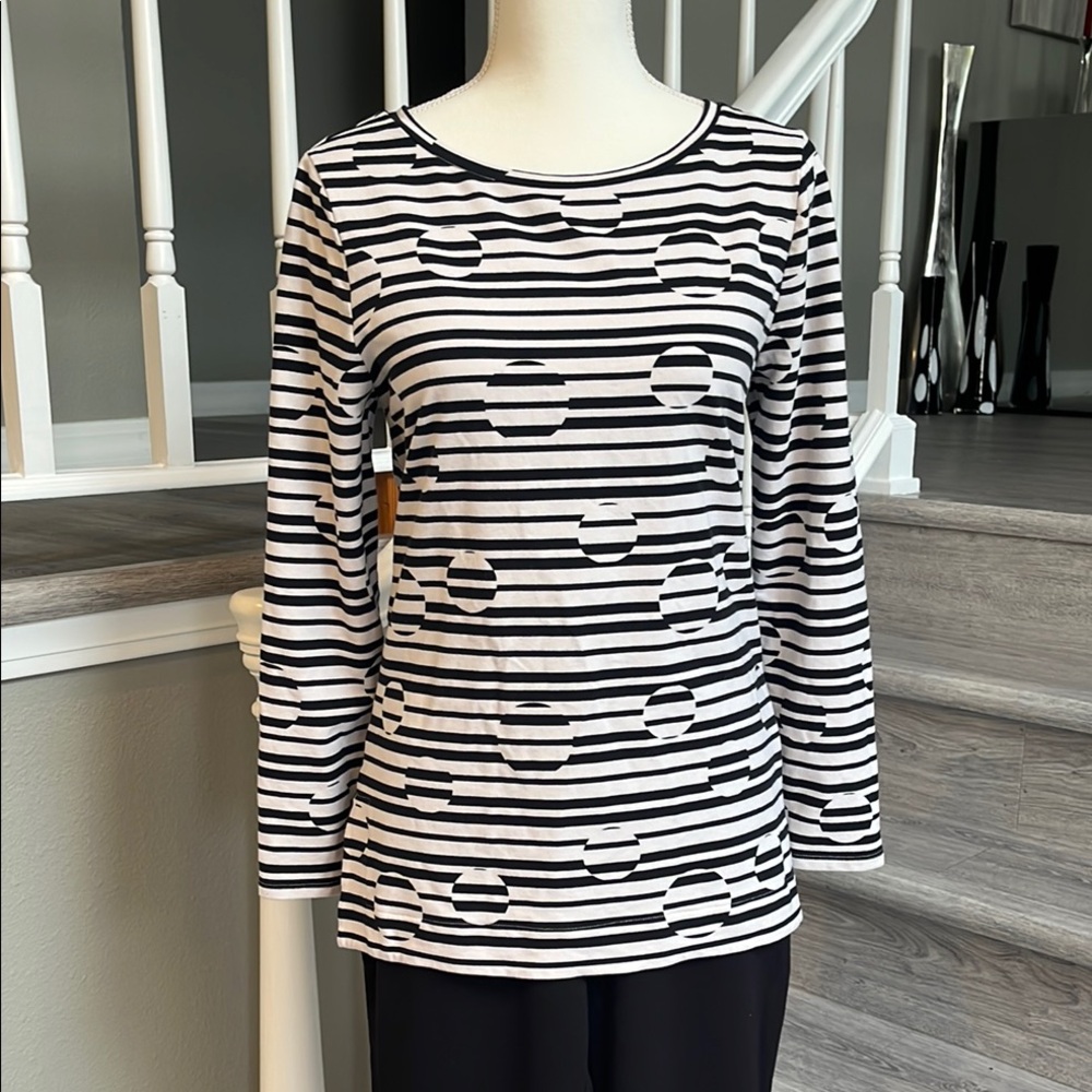 Chico's Zenergy Black and White Long Sleeve Tee with Bold Stripes